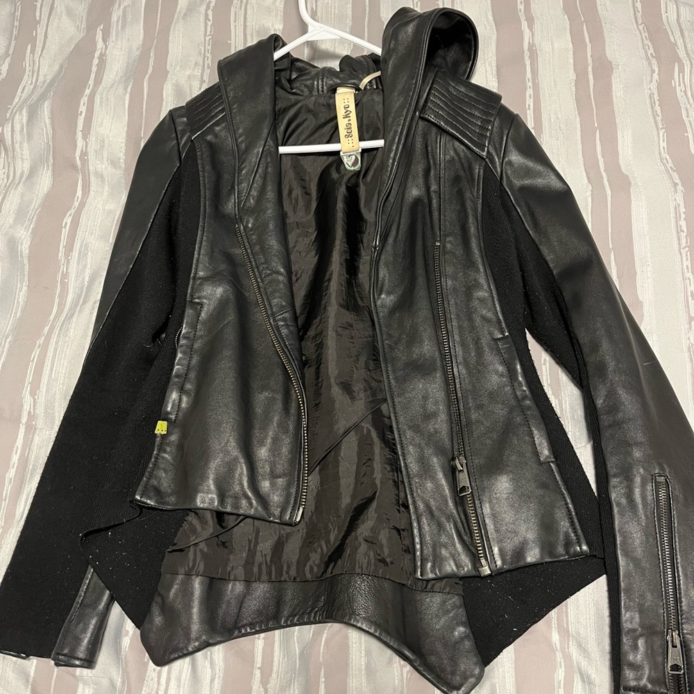 Sonia & Kyo fitted hooded jacket